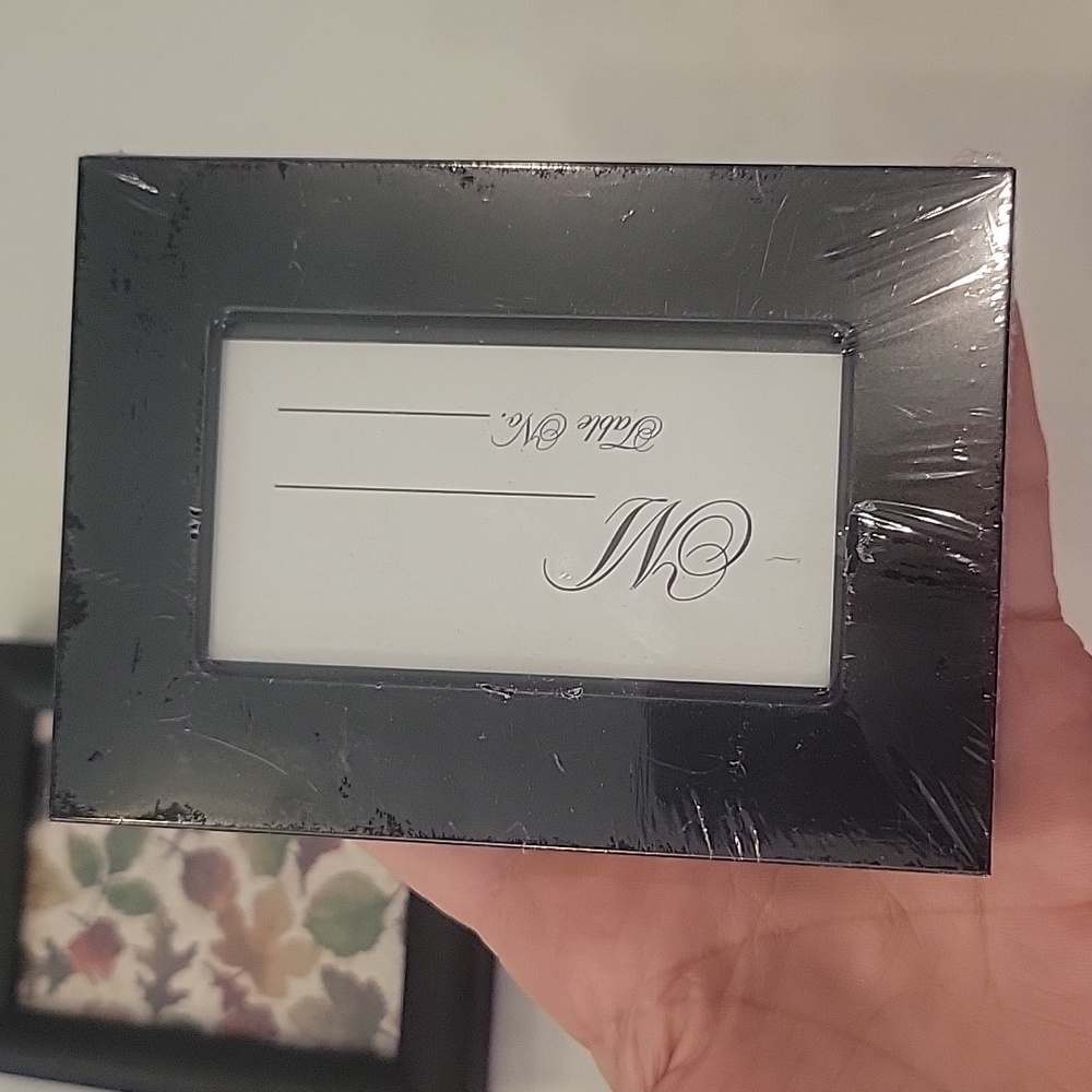 Black Picture Frame Set - Picture 2 of 6